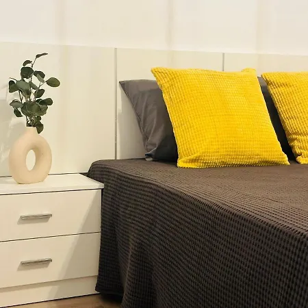 Elegant 2br Apt In Residential Area / Rooftop Pool Apartamento Marbella
