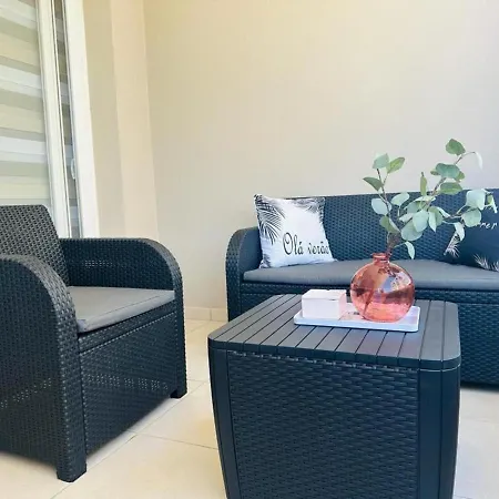 Elegant 2br Apt In Residential Area / Rooftop Pool Apartment Marbella